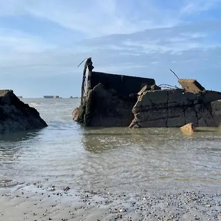 Du Debarquement. Maison Bord De Saint-Côme-de-Fresné