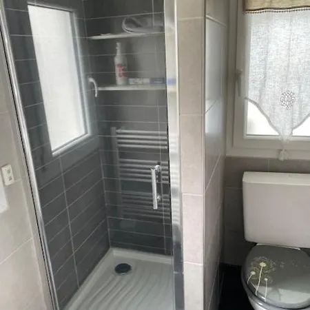 Du Debarquement. Maison Bord De Dom wakacyjny