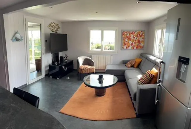 בית נופש Du Debarquement. Maison Bord De Saint-Côme-de-Fresné