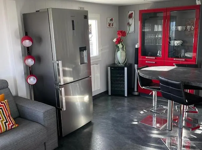 Du Debarquement. Maison Bord De * Saint-Côme-de-Fresné