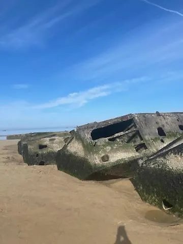 Du Debarquement. Maison Bord De בית נופש *