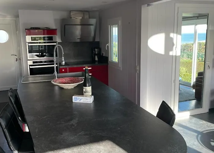 Du Debarquement. Maison Bord De בית נופש *